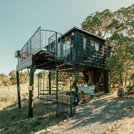 Вилла Ashley'S Treehouse At El Mistico Ranch Nogal Экстерьер фото
